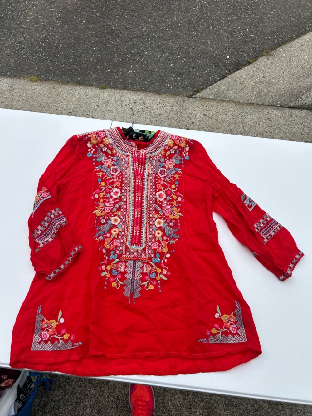 Johnny Was Red Embroidered Floral V‑Neck Tunic - Picture 6 of 13